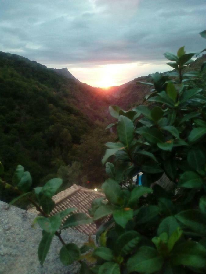 Cortijo La Solana Pensionat Guejar Sierra Exteriör bild